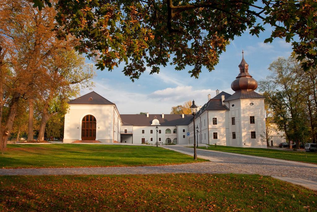 Chateau Appony Exterior photo